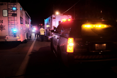 Al menos cinco personas han muerto y unas 40 han resultado heridas después de que un vehículo atravesara un desfile que se estaba celebrando en la ciudad estadounidense de Waukesha, en el estado de Wisconsin