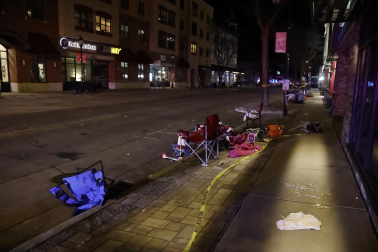Al menos cinco personas han muerto y unas 40 han resultado heridas después de que un vehículo atravesara un desfile que se estaba celebrando en la ciudad estadounidense de Waukesha, en el estado de Wisconsin