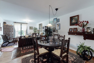 Se vende bajo con gran jardín en Puente la Reina