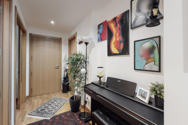 Se vende bajo con gran jardín en Puente la Reina