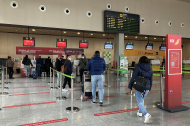 Salidas el puente foral desde el aeropuerto de Pamplona