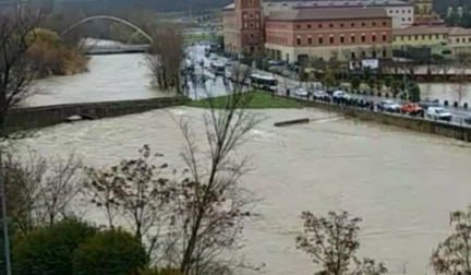 Este es el aspecto del Arga la mañana de este viernes a su paso por Cuatrovientos
