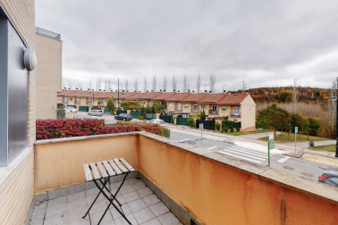 A la venta un moderno pareado en Olloki