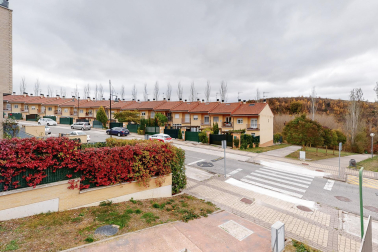 A la venta un moderno pareado en Olloki