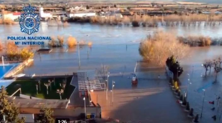 Un dron de la Policía Municipal ha captado las imágenes de Tudela inundada