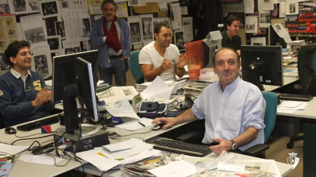 Vídeo: Homenaje de Osasuna al periodista fallecido Jesús Riaño