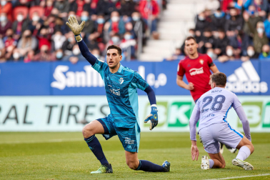 Fotos del Osasuna-Barcelona./J.P Urdiroz