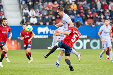 Fotos del Osasuna-Barcelona./J.P Urdiroz
