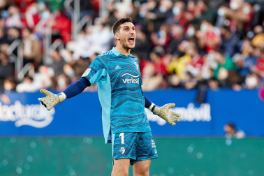 Fotos del Osasuna-Barcelona./J.P Urdiroz
