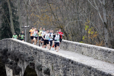 Participantes en el XXIX Cross Popular de la Txantrea