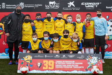ESCLAVAS SAGRADO CORAZÓN. Adrián Gómez, Adrián Gabasa, Blazej Brzozowski, Javier Martínez, Izan Iribarren, Luis Javier Etayo, Xabier Silvero, Julen Colmenero, Aitor Aguirre, Yeray Gil, Adirán Sieiro, Martín Besga, Iker José Cedeño, Pablo Mendoza.