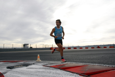 Imagen de la II SanSilRace en el Circuito de Navarra en Los Arcos
