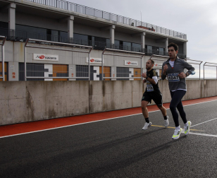 Imagen de la II SanSilRace en el Circuito de Navarra en Los Arcos