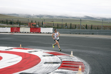 Imagen de la II SanSilRace en el Circuito de Navarra en Los Arcos