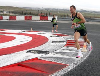 Imagen de la II SanSilRace en el Circuito de Navarra en Los Arcos