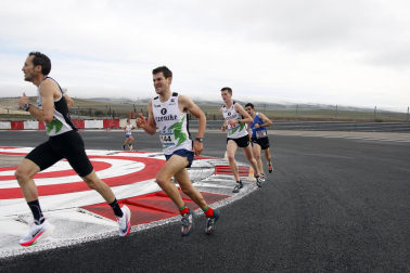 Imagen de la II SanSilRace en el Circuito de Navarra en Los Arcos