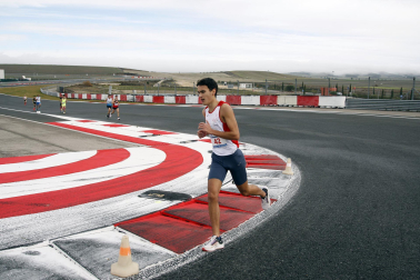 Imagen de la II SanSilRace en el Circuito de Navarra en Los Arcos
