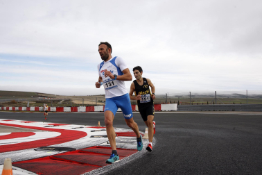 Imagen de la II SanSilRace en el Circuito de Navarra en Los Arcos