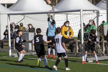 Imagen de la cuarta jornada del Torneo Interescolar./J. Caso y J.P. Urdíroz