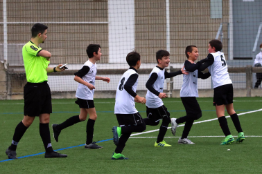 Imagen de uno de los partidos del Torneo Interescolar disputados el martes 28 de diciembre