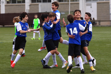 Imagen de uno de los partidos del Torneo Interescolar disputados el martes 28 de diciembre