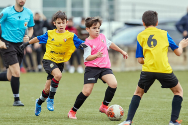 Imagen de uno de los partidos del Torneo Interescolar disputados el martes 28 de diciembre