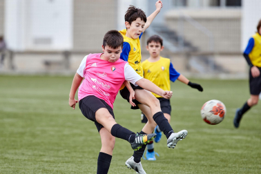 Imagen de uno de los partidos del Torneo Interescolar disputados el martes 28 de diciembre