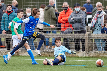 Imagen de uno de los partidos del Torneo Interescolar disputados el martes 28 de diciembre