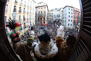 Los Reyes Magos, en el Ayuntamiento de Pamplona./