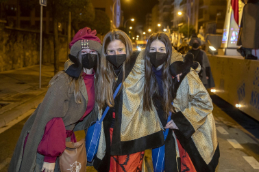 Las calles de Pamplona se llenaron de luz, color y magia en la Cabalgata de los Reyes magos