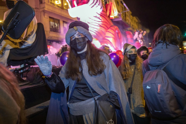 Las calles de Pamplona se llenaron de luz, color y magia en la Cabalgata de los Reyes magos