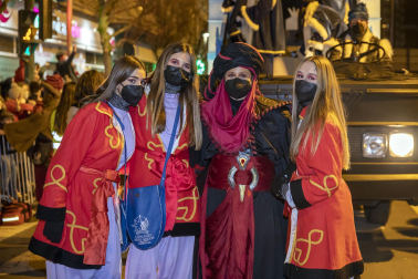Las calles de Pamplona se llenaron de luz, color y magia en la Cabalgata de los Reyes magos