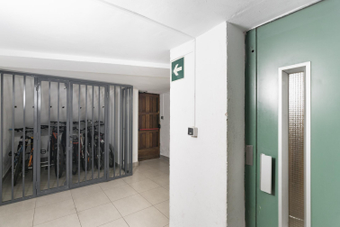 Bonito piso para reformar en Monasterio de la Oliva