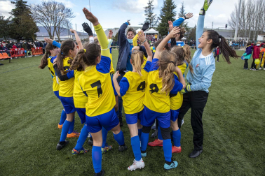 Finales del Torneo Interescolar mixto y femenino