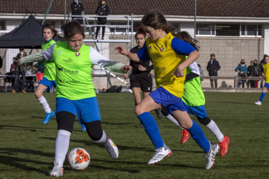Finales del Torneo Interescolar mixto y femenino