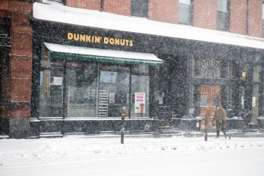 'Nor'easter' cubrió de blanco la costa este de EE UU