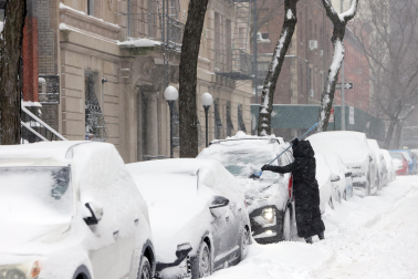 'Nor'easter' cubrió de blanco la costa este de EE UU