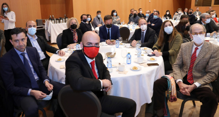 *A: JOSE CARLOS CORDOVILLA 
*F: 04-03-2022
*P: 
*L: PAMPLONA 
*T: DESAYUNO EMPRESARIAL BANCO DE SANTANDER - DIARIO DE NAVARRA. LOS ACTUALES DESAFIOS DE LAS EMPRESAS