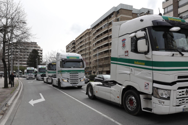 Fotos de la caravana de camiones en Pamplona