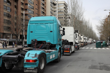 Fotos de la caravana de camiones en Pamplona