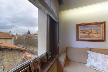 Estupendo piso a la venta en el Paseo de Sarasate