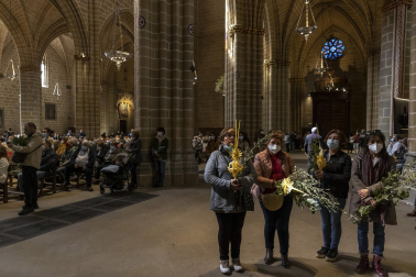 Procesión de Domingo de Ramos en Pamplona, desde la plaza Santa María la Real hasta la Catedral