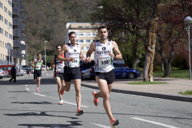 Fotos de XXXII Carrera Popular "Hiru-Herri"./