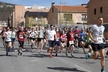 Fotos de XXXII Carrera Popular "Hiru-Herri"./