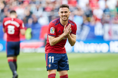 Fotos del partido Osasuna 1-0 Alavés en directo./