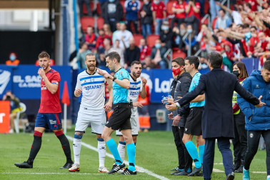 Fotos del partido Osasuna 1-0 Alavés en directo./