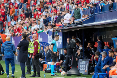 Fotos del partido Osasuna 1-0 Alavés en directo./