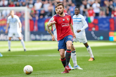 Fotos del partido Osasuna 1-0 Alavés en directo./