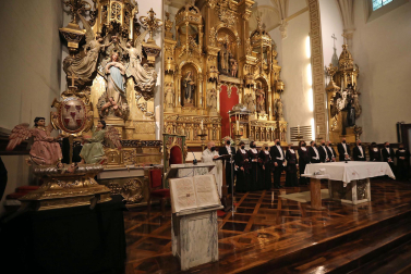 Imágenes de la Función de las Cinco Llagas en la Semana Santa de Pamplona 2022