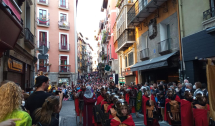 Procesión del Santo Entierro de la Semana Santa 2022 en Pamplona
